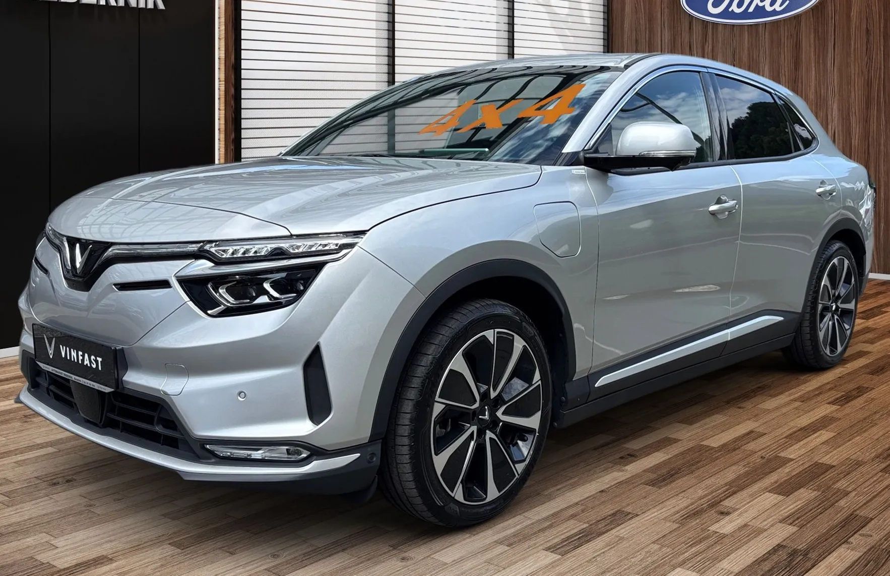 Zunanja slika - Vinfast VF8 - 87.7 kWh AWD Plus408PS AWD-GRATIS POLNILNICA 22KW - 1