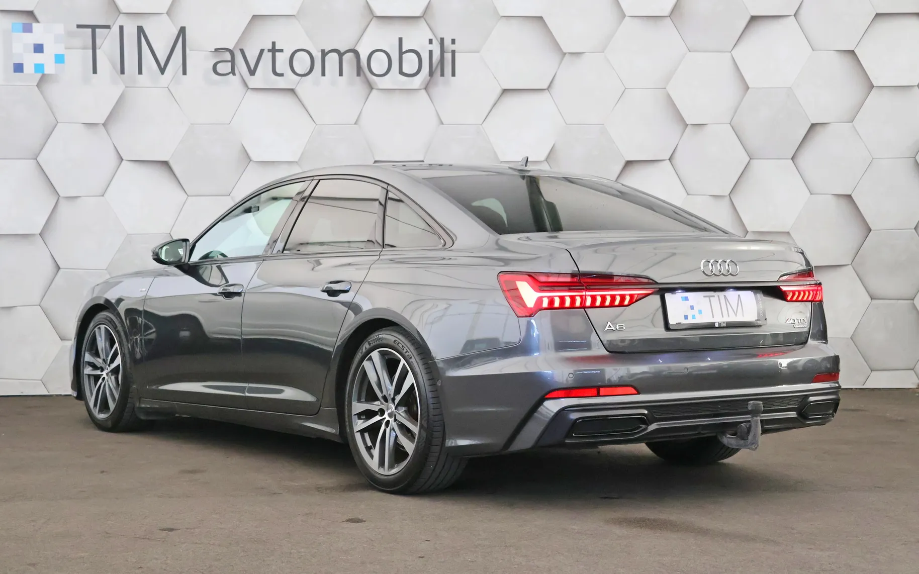 Zunanja slika - Audi A6 - 40TDI Quattro S-Tronic 3xS-Line - 4