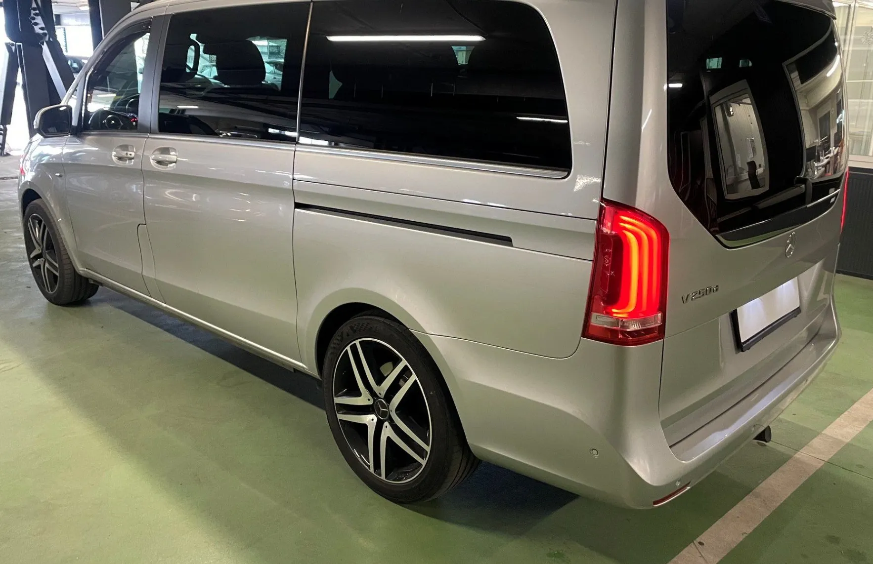 Zunanja slika - Mercedes-Benz V-Razred - V 250 d BlueEFFICIENCY Avantgarde NAVI.USNJE.KAMER - 4
