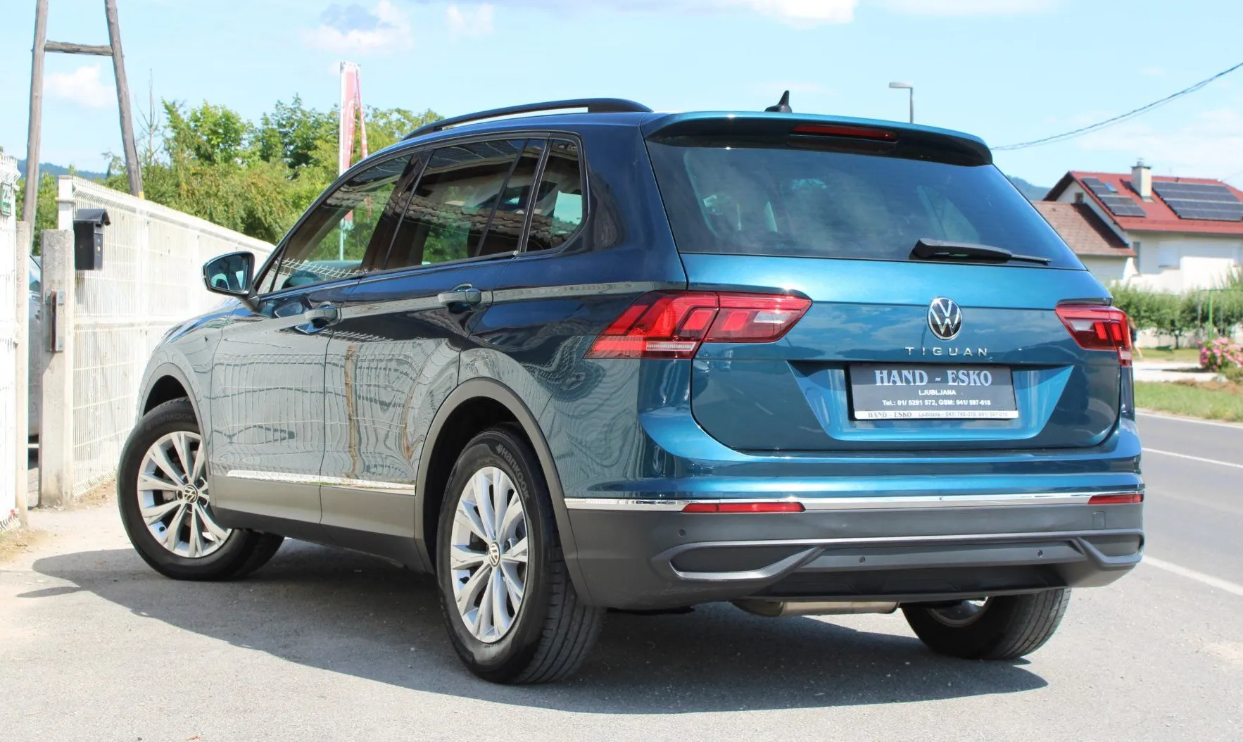 Zunanja slika - VW Tiguan - 2.0 TDI BMT Life DSG ALU LED PDC NOVI MODEL - 7