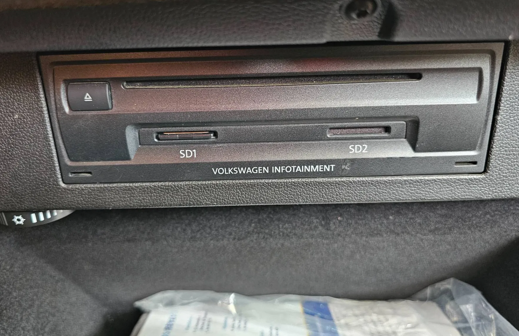 Zunanja slika - VW Passat - 2.0 TDI-SPORT LINE- FULL LED-LIMUZINA-1 LASTNIK-.. - 18