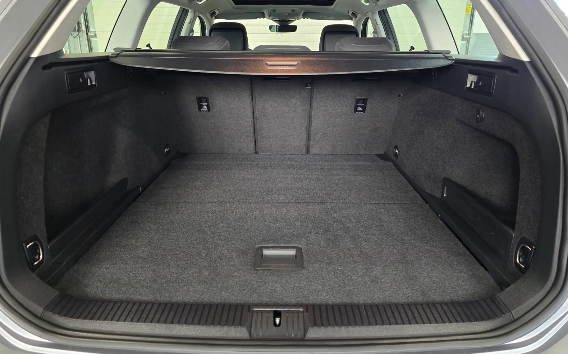 Notranja slika - Volkswagen Passat Variant - 2.0 TDI Business DSG - Matrix.virtual.pano.kamera - 13