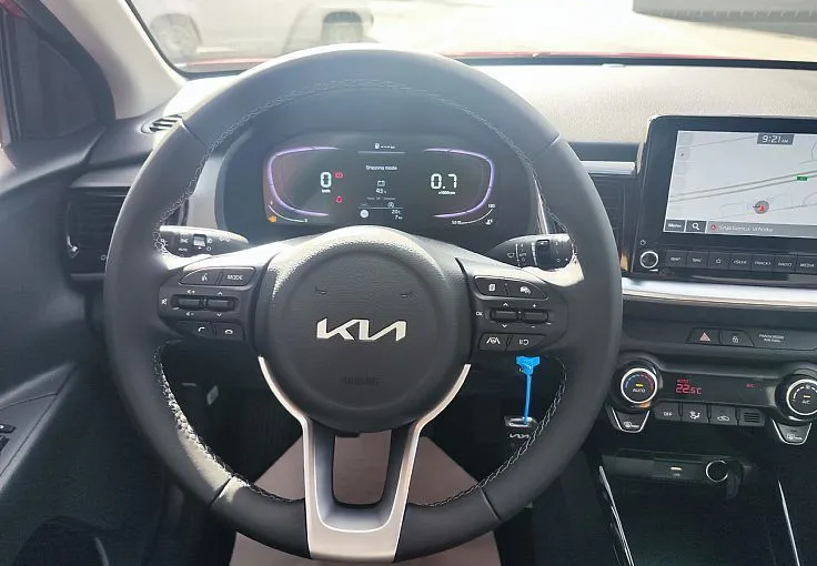 Zunanja slika - KIA Stonic - 1.2 DPI 57.9 kW  79 KM  LX Urban+ M T - 6