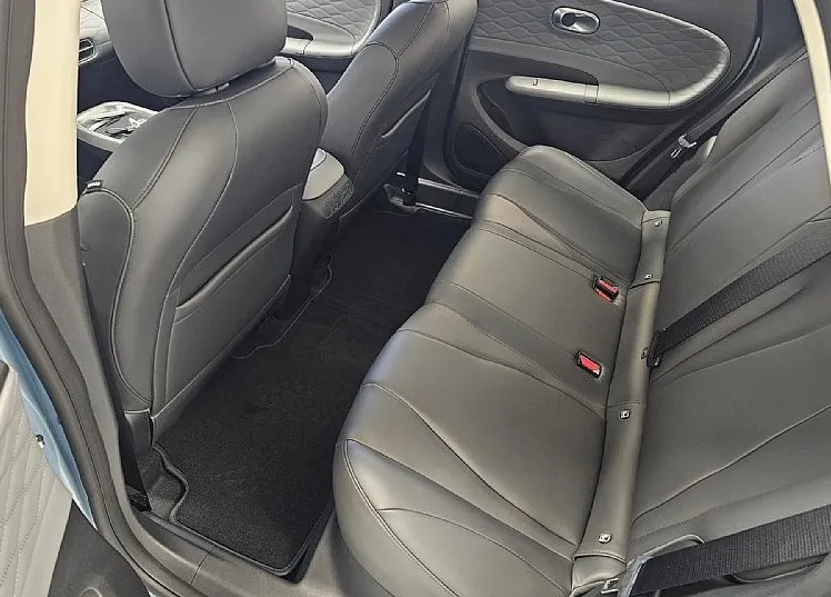 Zunanja slika - Dongfeng Box - 42.3 kWh 70 kW- Gray Black Interior-7.200E Subvenc - 6