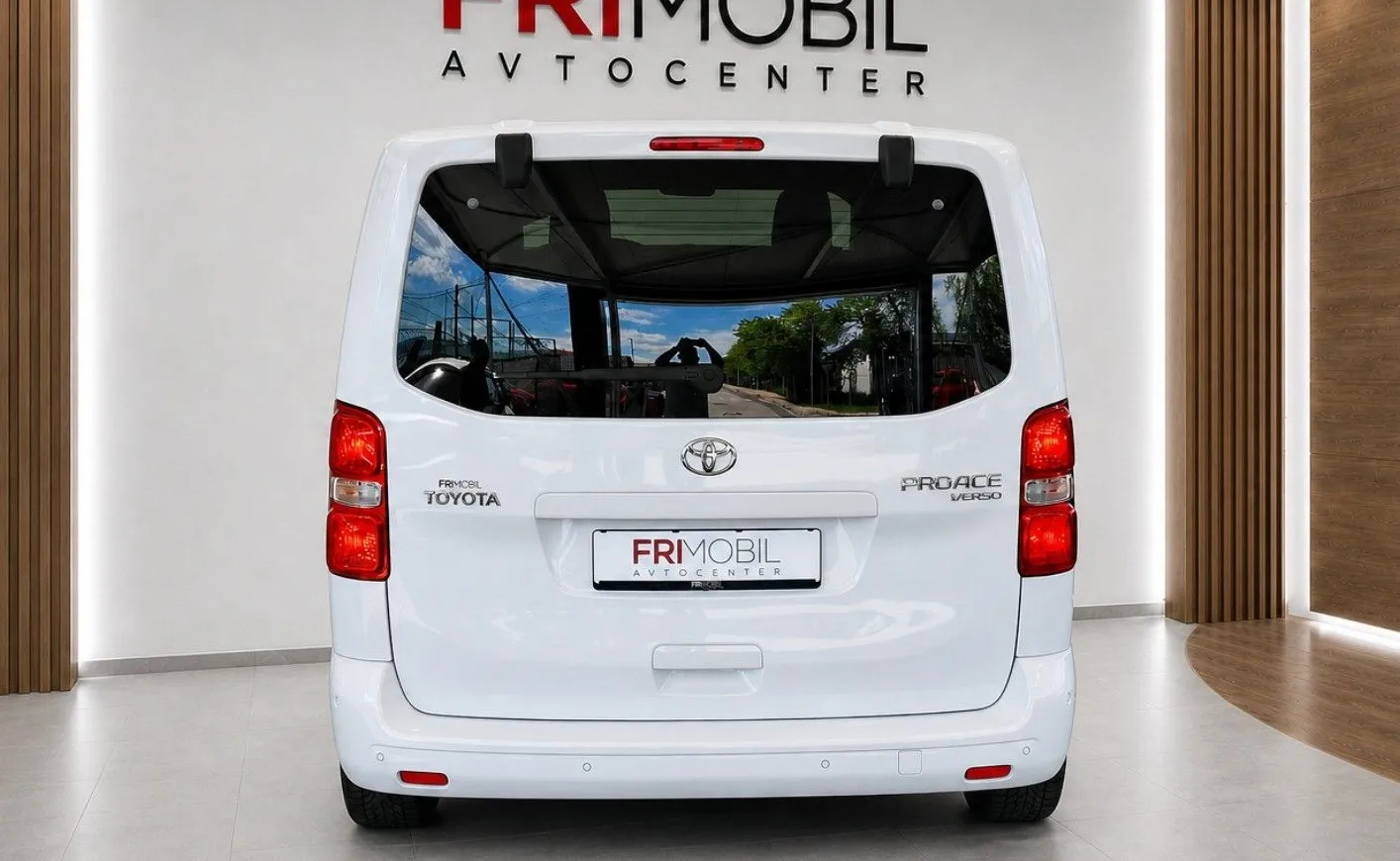 Zunanja slika - Toyota Proace - Verso 2.0 D-4D Family Medium Black Pack... - 5