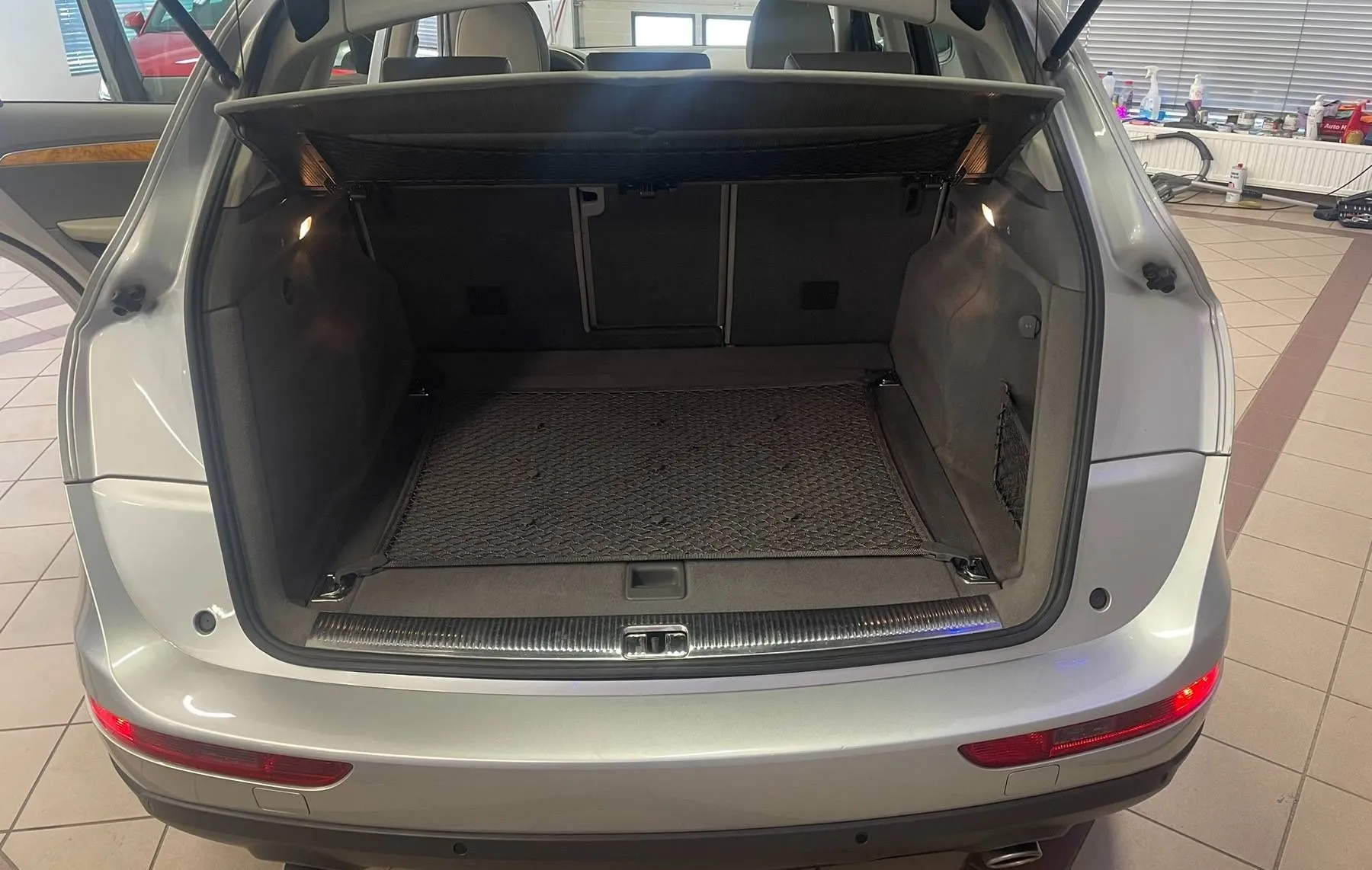 Notranja slika - Audi Q5 - 3.0 TDI quattro S tronic FINANCIRANJE BREZ POLOGA. - 7