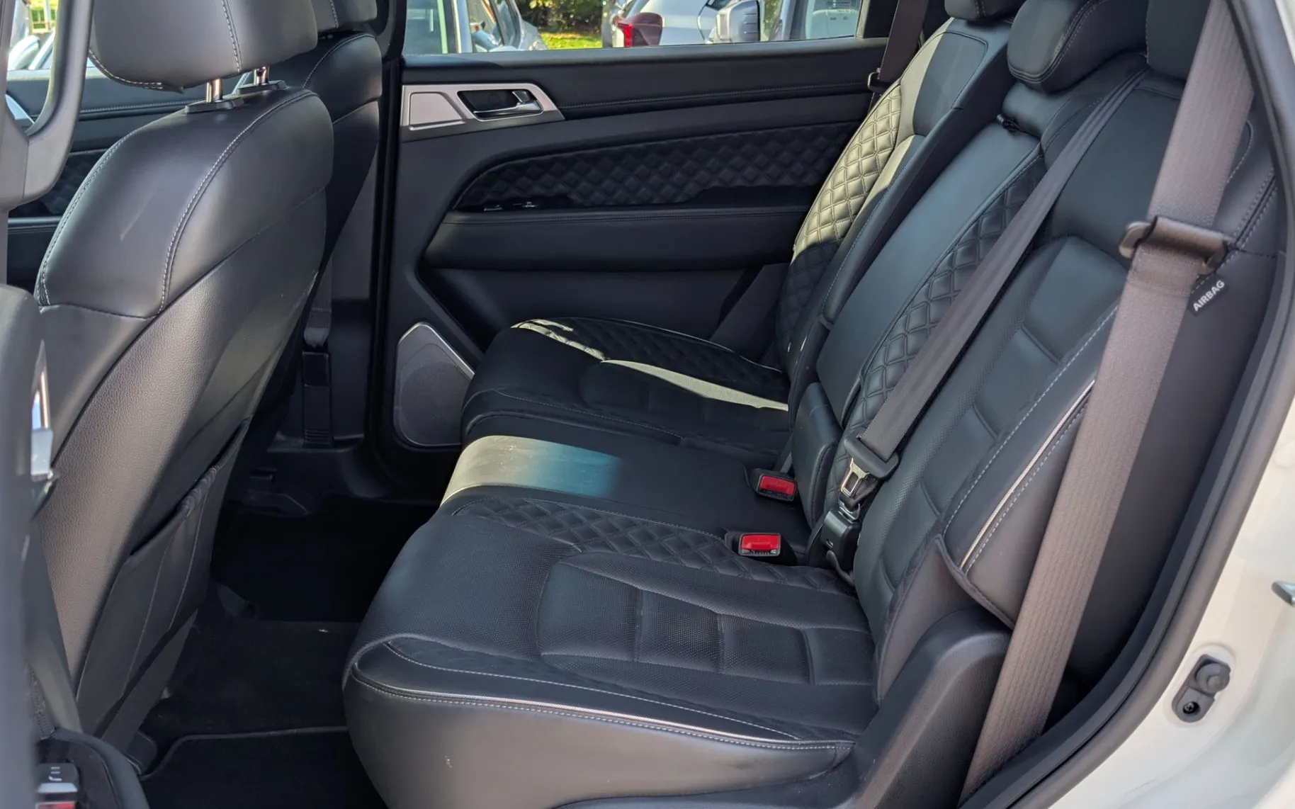 Zunanja slika - KG Mobility Rexton - 2.2 e-XDI LIMITED AWD Avt... QYC - 4