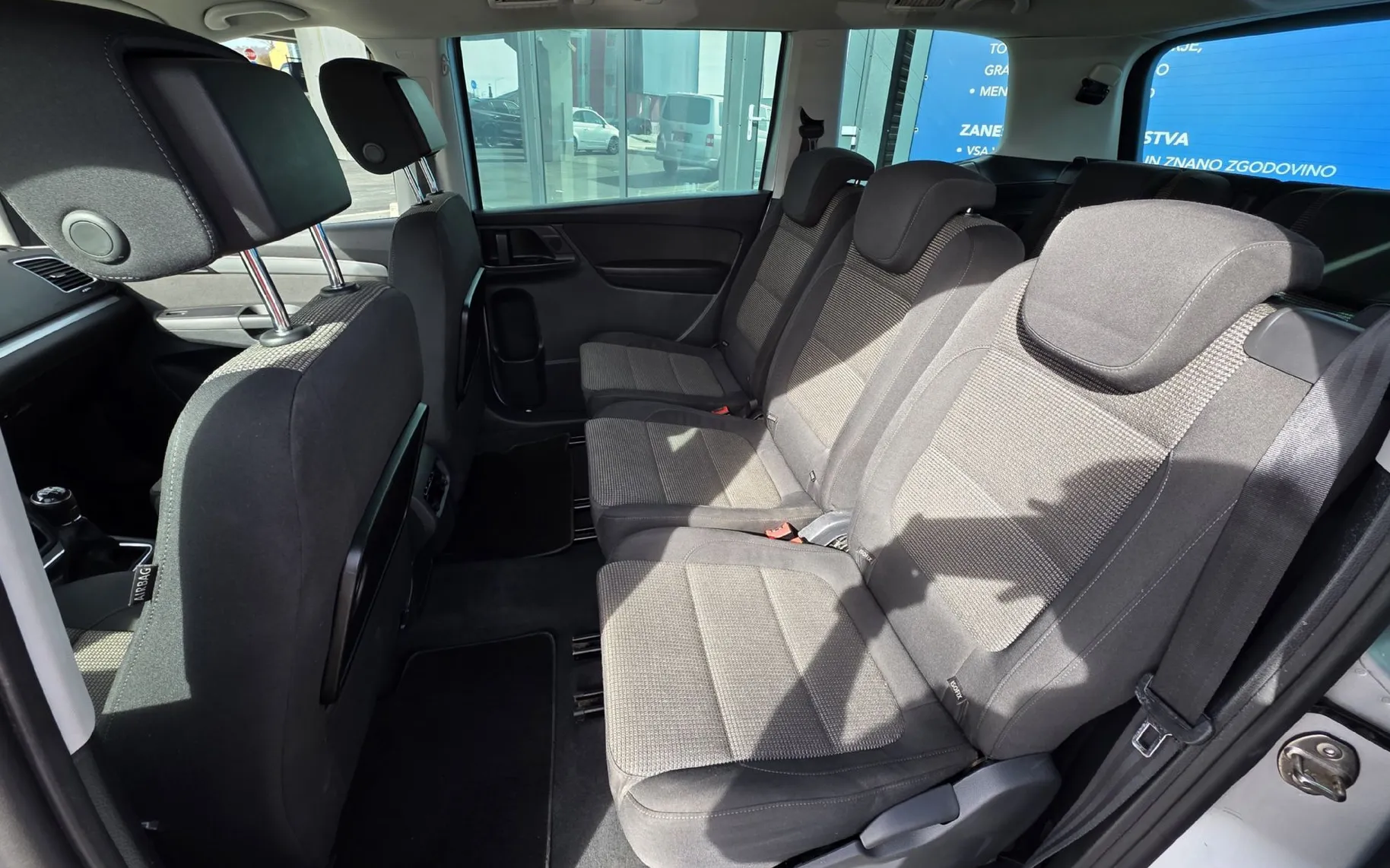 Zunanja slika - VW Sharan - 2.0 TDI BMT Comfortline.7 sedežev. SAMO 180412 KM - 12