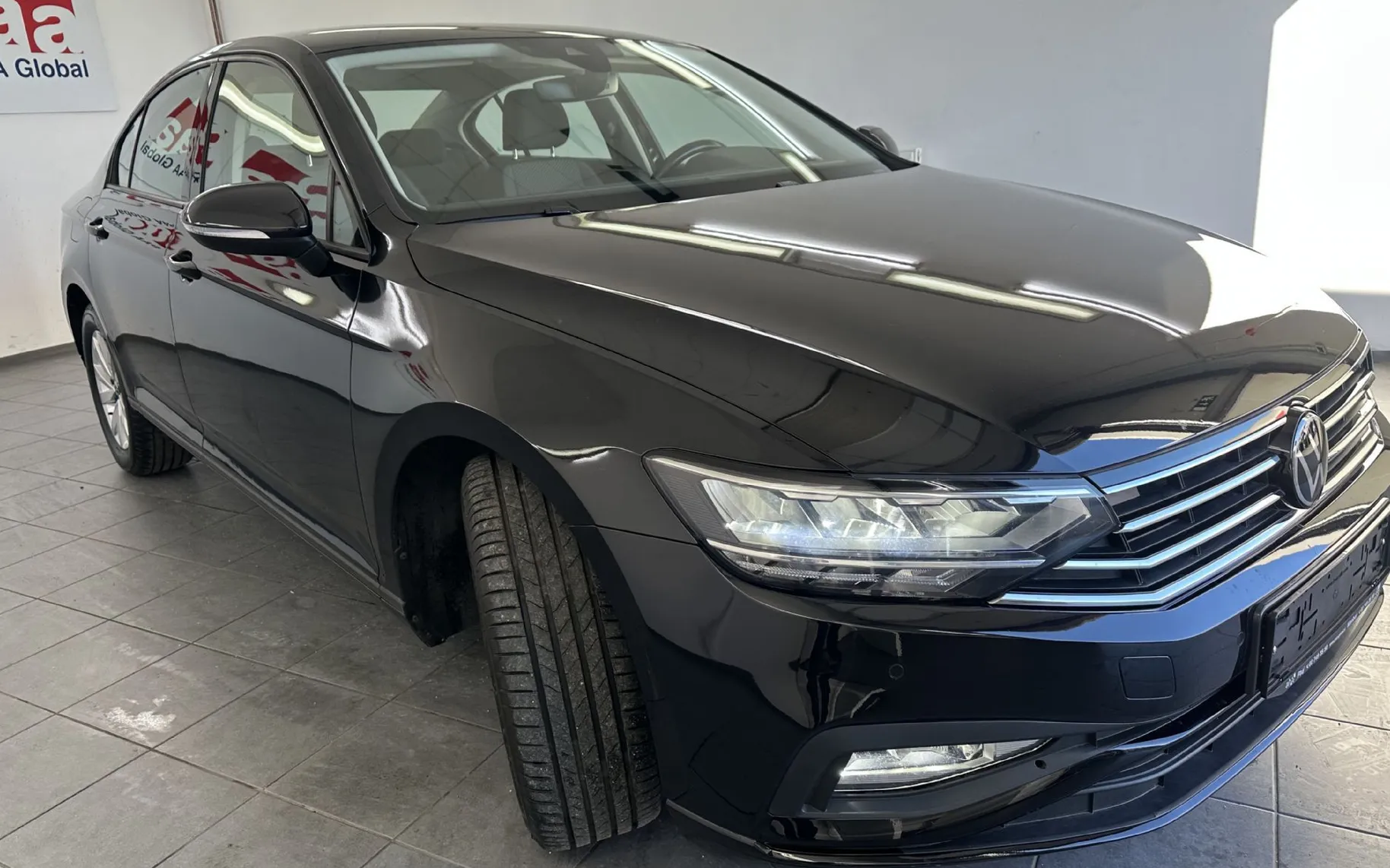 Zunanja slika - VW Passat - 2.0 TDI 110kW.LED.LIMOZINA.SAMO 120.000 KM - 2