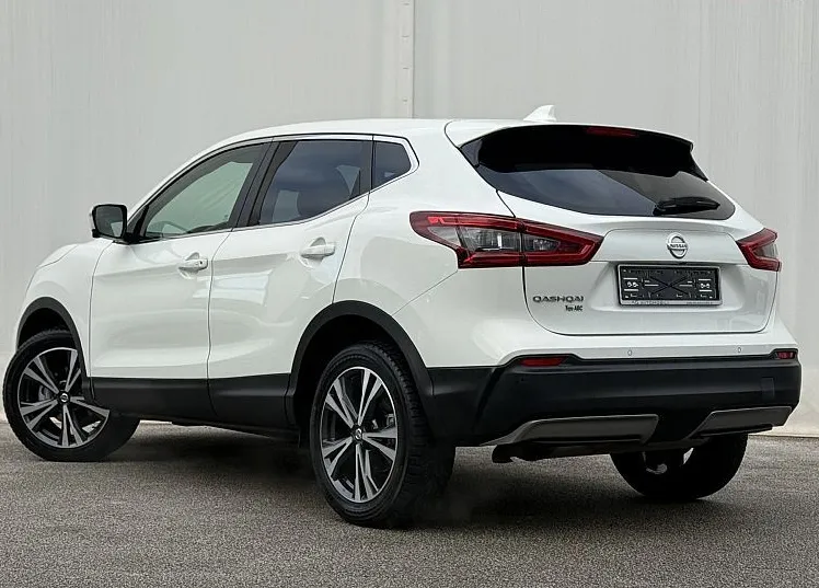 Zunanja slika - Nissan Qashqai - 1.3 DIG-T 160 N-CONNECTA DCT 1.LASTNIK-SLO - 5