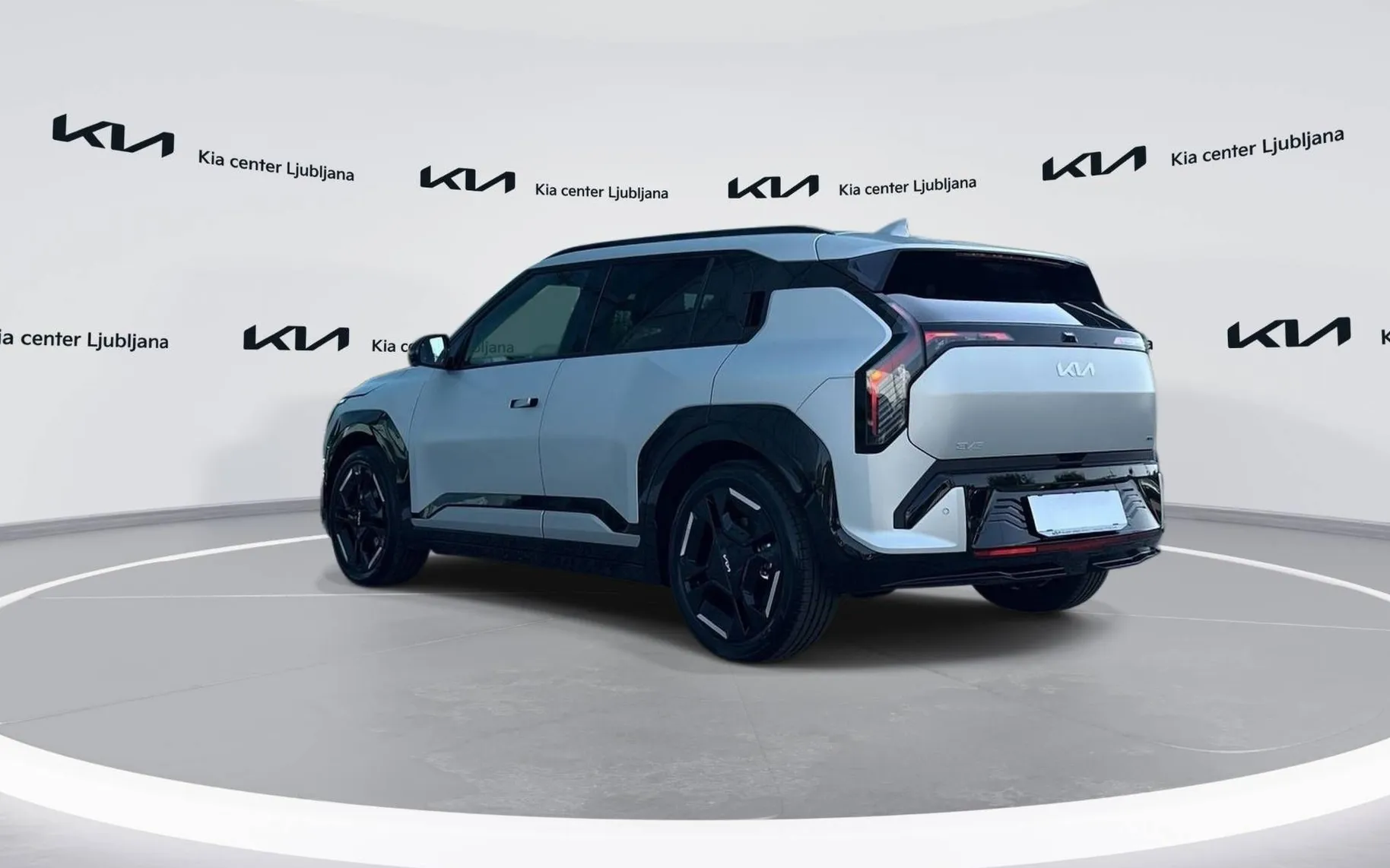 Zunanja slika - KIA EV3 - GT-Line 81.4 kWh baterija. doseg do 605km - 7