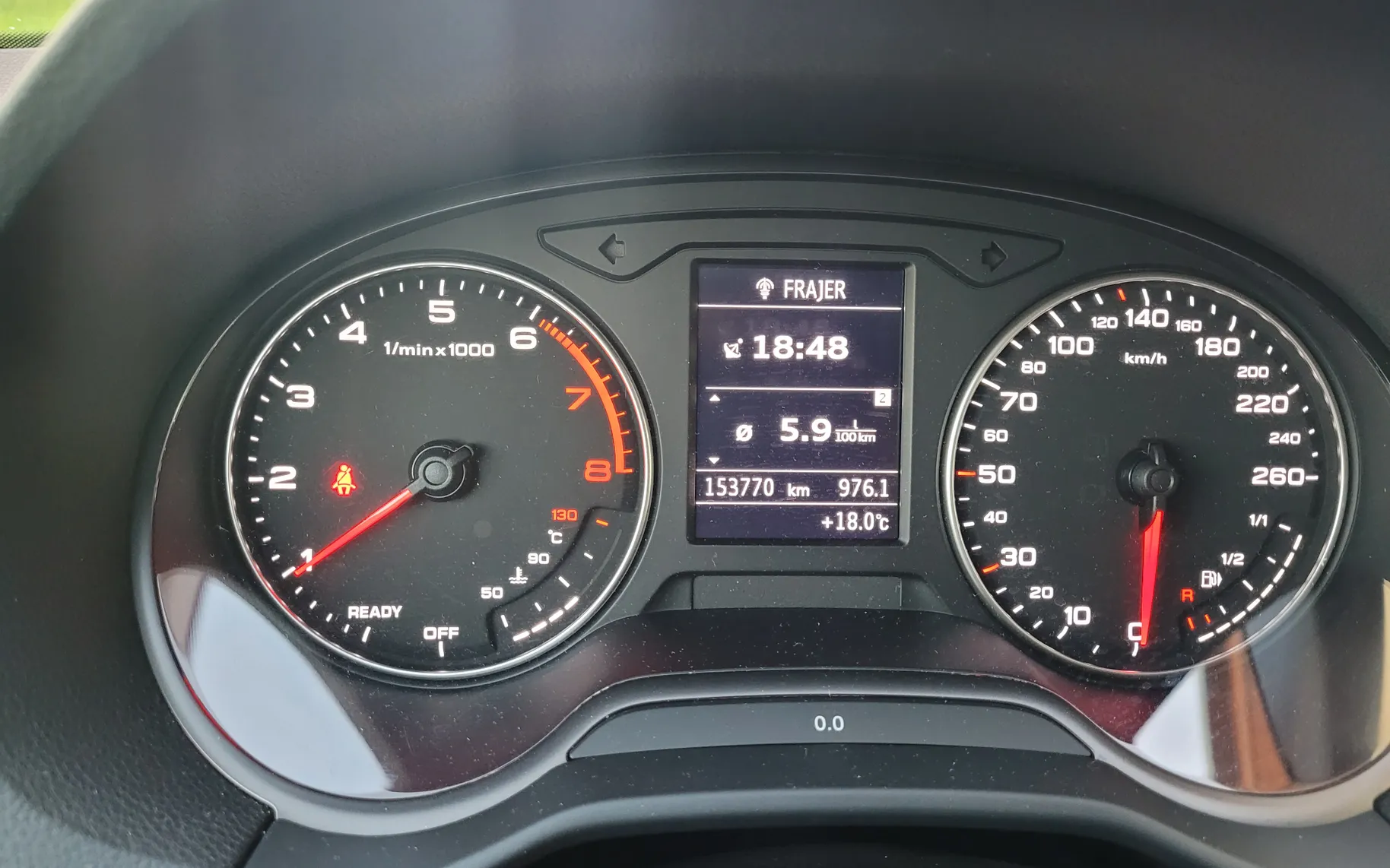 Notranja slika - Audi Q2 - 1,0 TFSI CoD Sport - 7