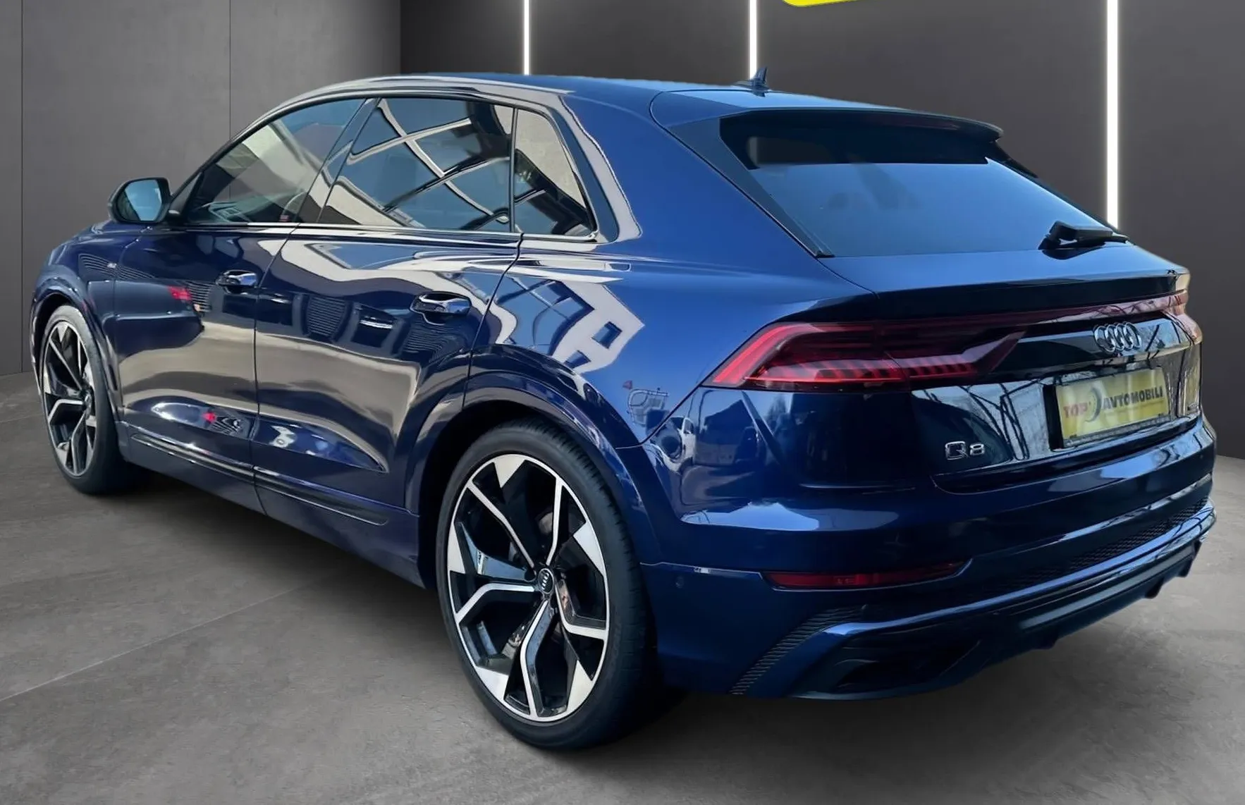 Zunanja slika - Audi Q8 - 50 TDI Q 3×S LINE HD MATRIX VIRTUAL RADAR KAMERA - 5