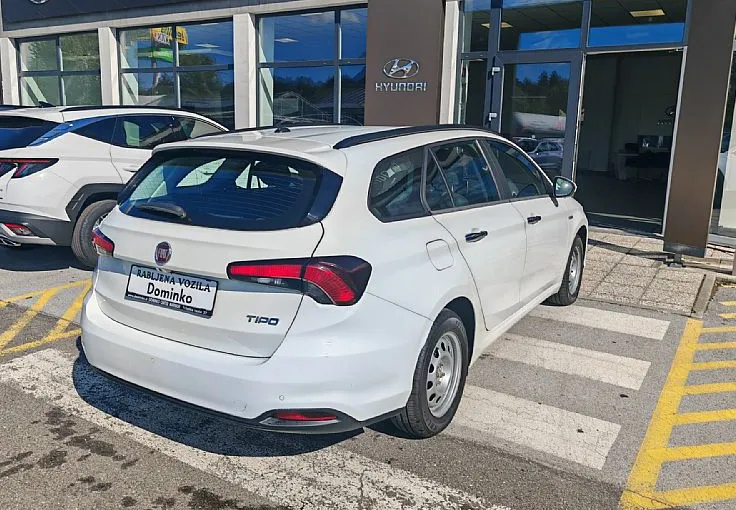 Zunanja slika - Fiat Tipo - SW 1.6 Multijet City°°1 Lastnik°°Samo 66053km°° - 5