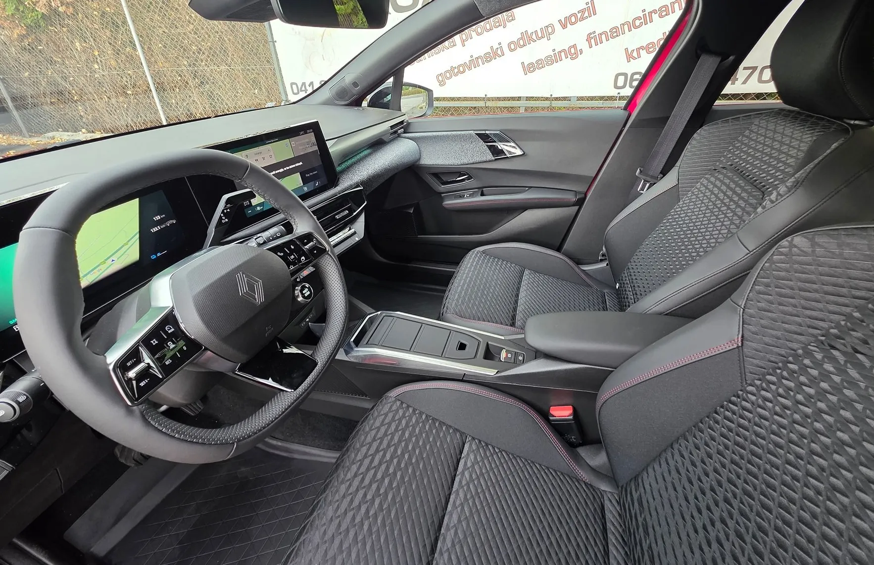 Zunanja slika - Renault Clio - HYBRID E-TECH AUT. KAMERA-LED-SLOVENSKI-ZALOGA - 11
