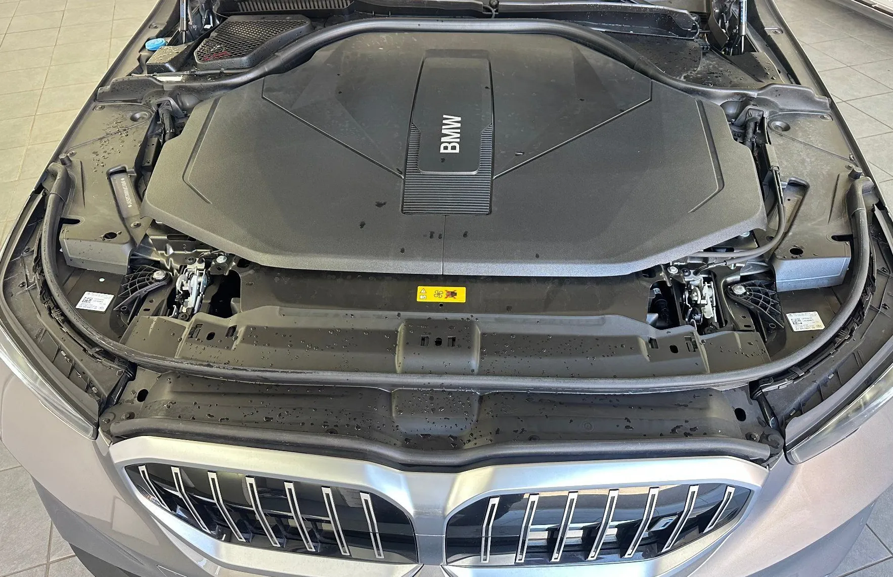 Zunanja slika - BMW i5 - eDrive40.LUKSENBURG.KAMERA.USNJE.LED-subvencija - 20