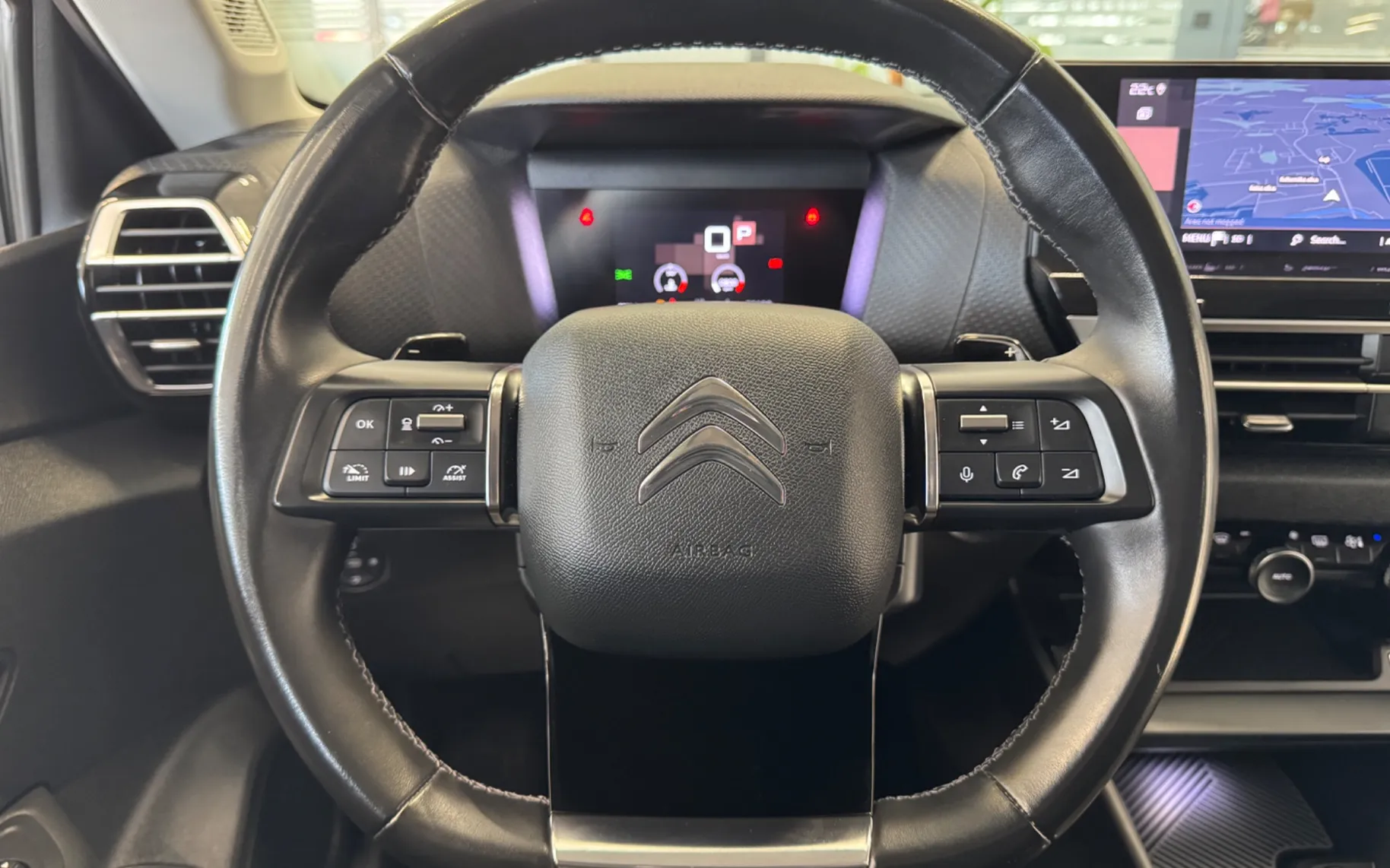 Zunanja slika - Citroën C4 - 1.2-SHINE-AUT-FULL-LED-KAMERA-HEAD-KEYLESS-18C - 13
