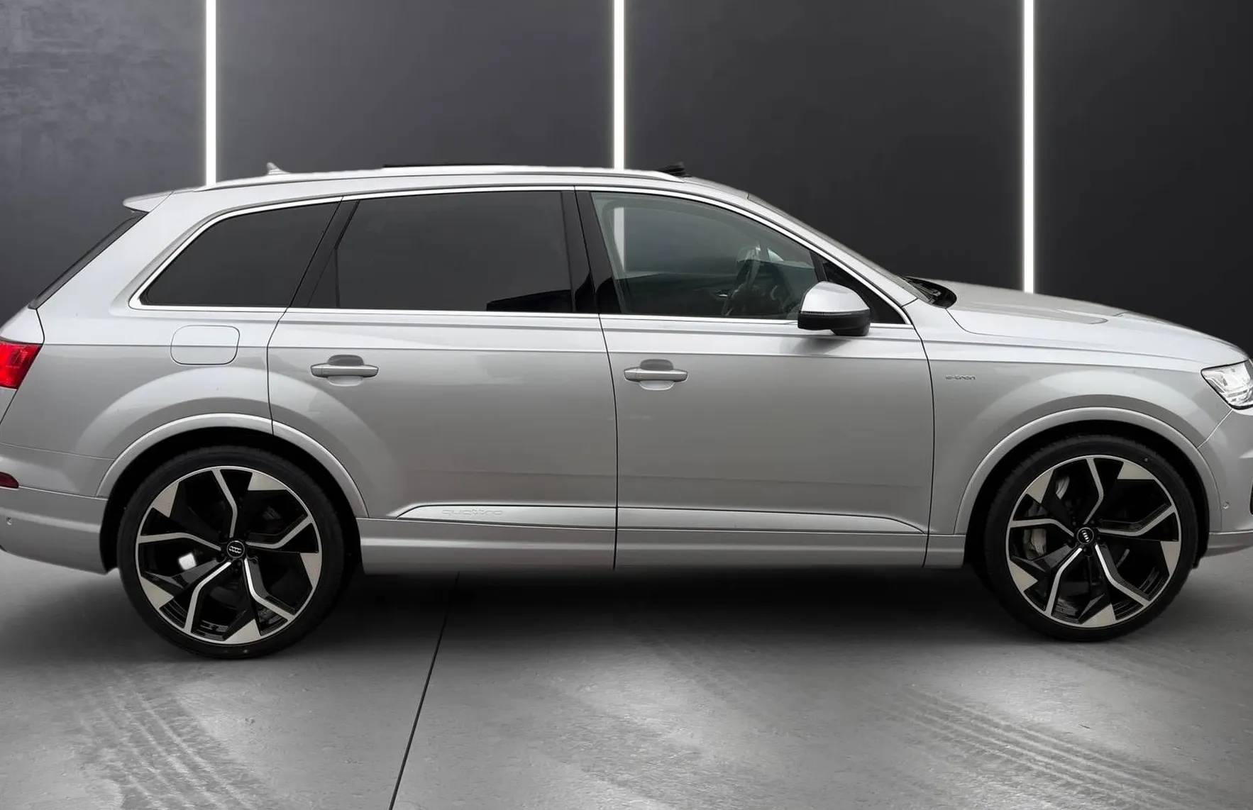 Zunanja slika - Audi Q7 - E-TRON 3.0TDI QUATTRO LED NAVI ACC HUD PANO 360K.. - 8