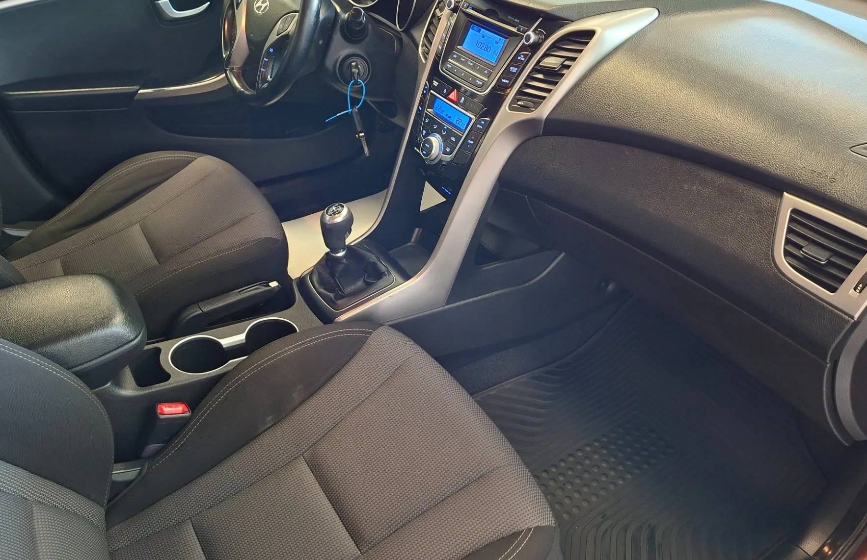 Zunanja slika - Hyundai i30 - 1.4 CVVT Style-LED-HITRI KREDIT-LEANPAY-ODLIČEN- - 9