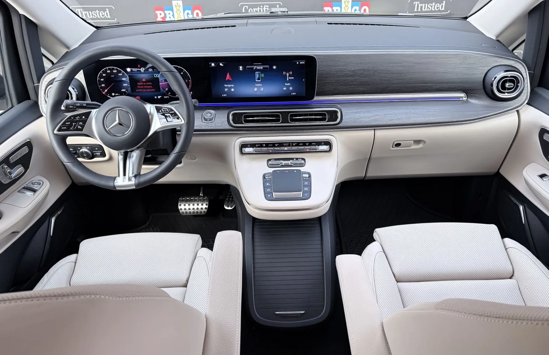 Zunanja slika - Mercedes-Benz V-Razred - V300d 4MATIC AMG Line Avt. - N1 tovorni 5 sed. - 7
