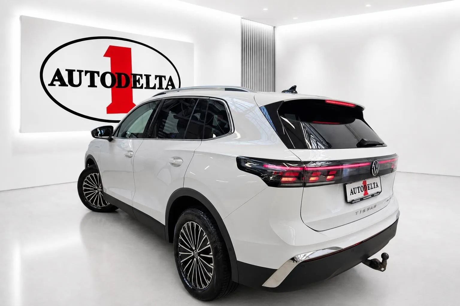 Zunanja slika - Volkswagen Tiguan - 1.5 TSI eHybrid Elegance DSG - 4