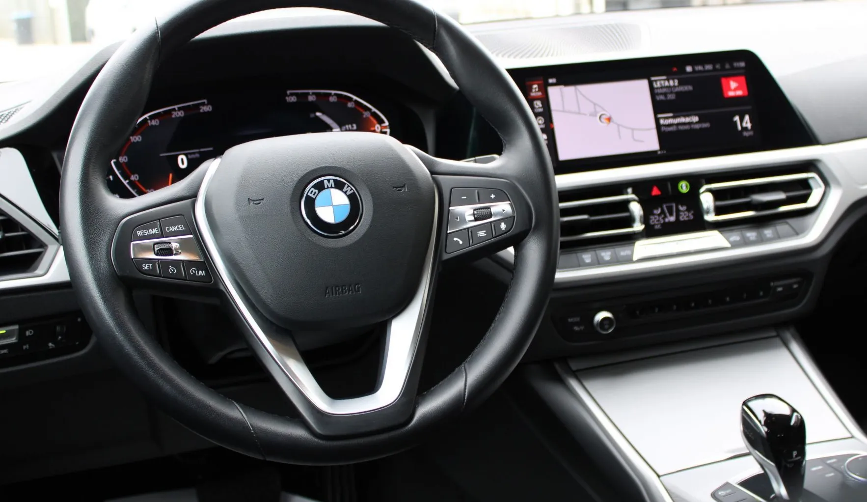 Zunanja slika - BMW Serija 3 - Touring: 318dA Touring Advantage Avt. ALU NAVI PDC LED - 15