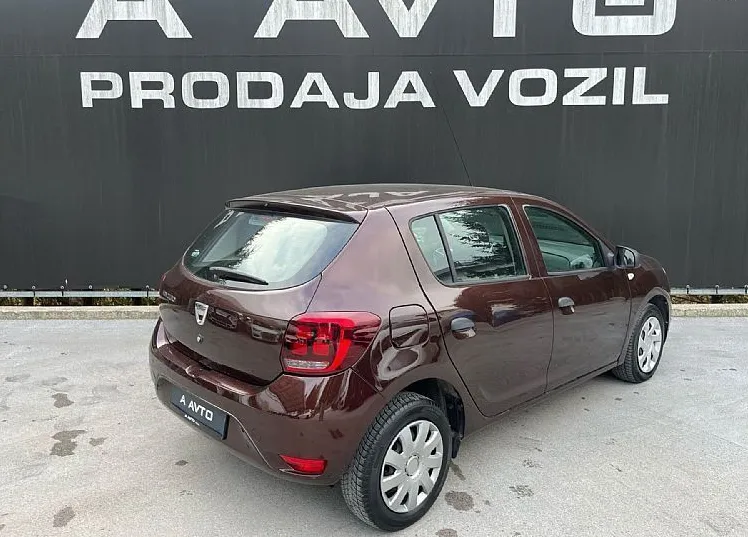 Zunanja slika - Dacia Sandero - 1.5 Blue dCi 75 - 5