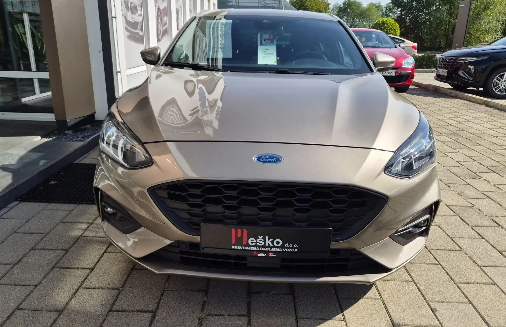Zunanja slika - Ford Focus - 1.0  ST-Line navi-kamera-pdc-acc-alu - 3