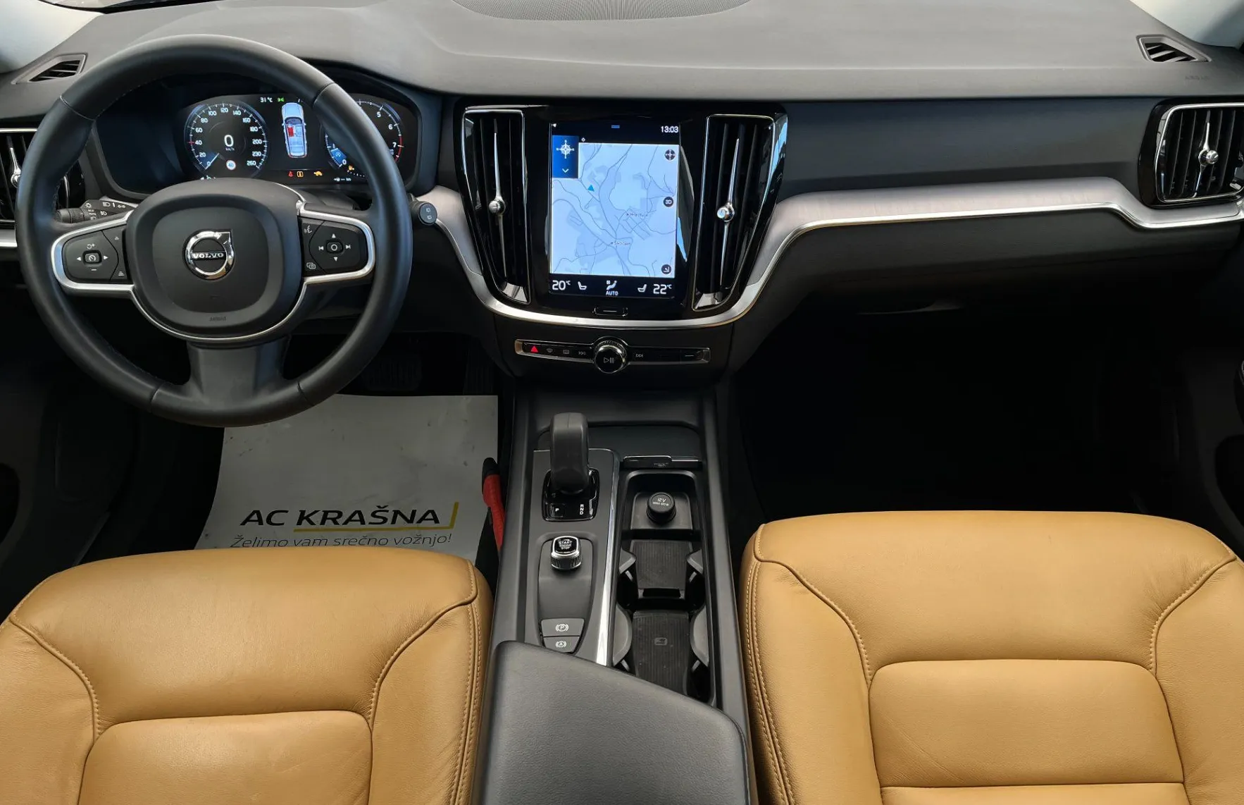 Zunanja slika - Volvo V60 - B3P Momentum Pro - 11
