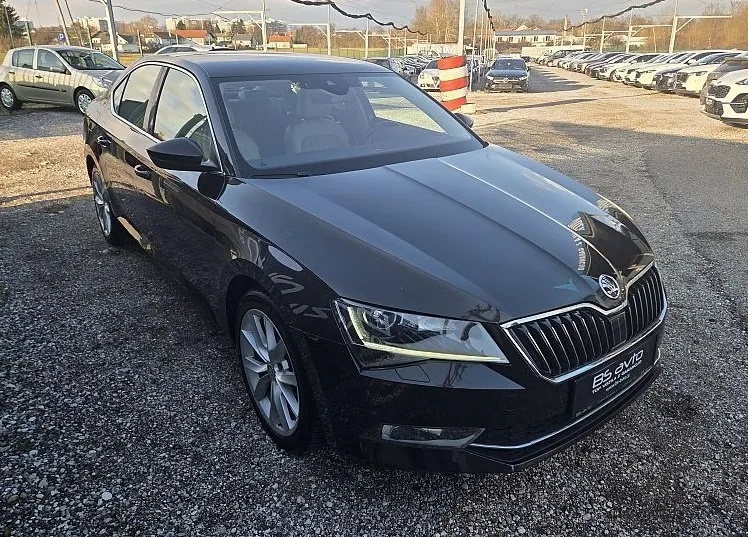 Zunanja slika - Škoda Superb - 2.0 TDI Ambition DSG 110 kW ALU-XENON-GR.SEDEŽEV - 6