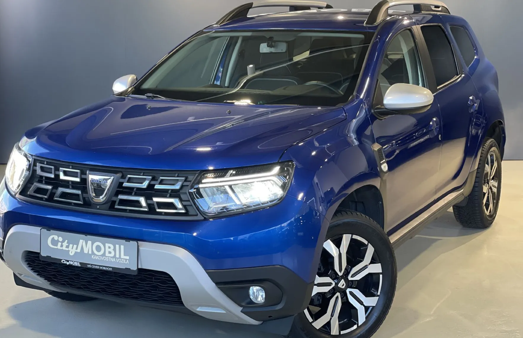 Zunanja slika - Dacia Duster - 1.5DCI-NAVIGACIJA-KEYLESS-KAMERA-LED-ALU-76000KM - 1