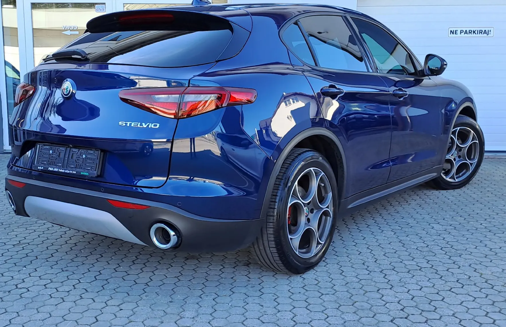 Zunanja slika - Alfa Romeo Stelvio - 2.2 Diesel  Avt .ROSSO EDIZIONE - 3