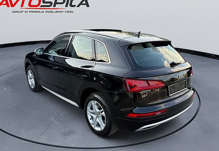 Zunanja slika - Audi Q5 - quattro 40 TDI S tronic-Pano-Kam-Ass-aTemp- - 4