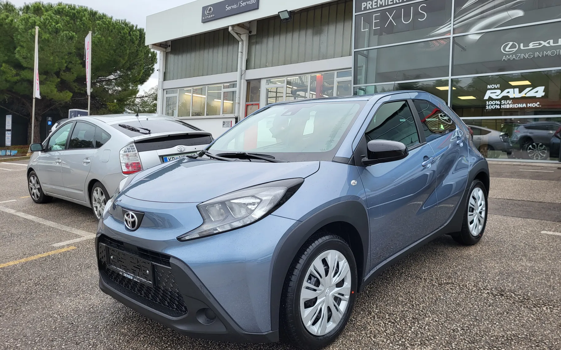 Zunanja slika - Toyota Aygo - X - 1