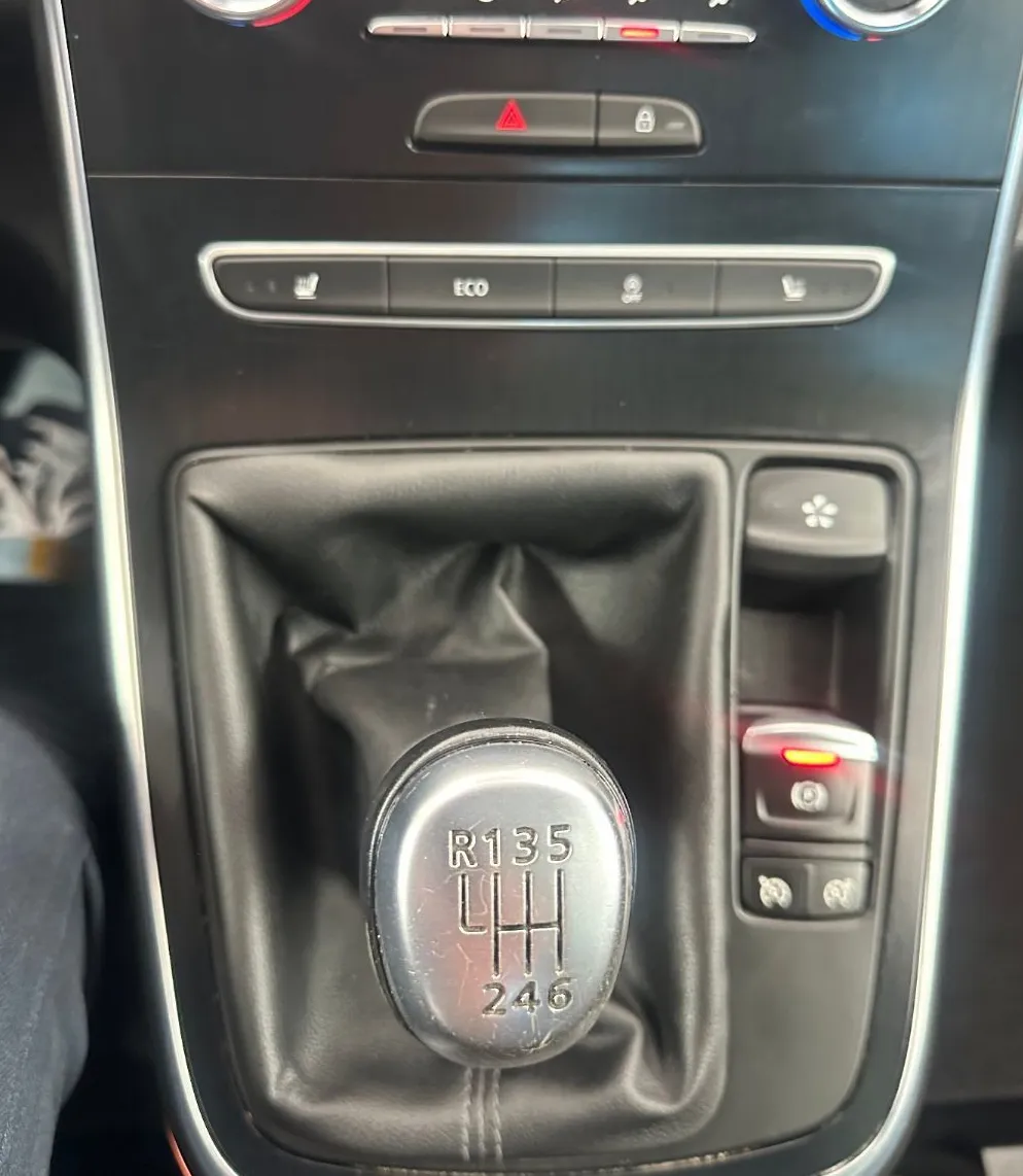 Zunanja slika - Renault Scénic - Grand Scenic Blue dCi 120 Intens.KAMERA.NAVI.USNJE.KLJUKA.7SEDE - 5