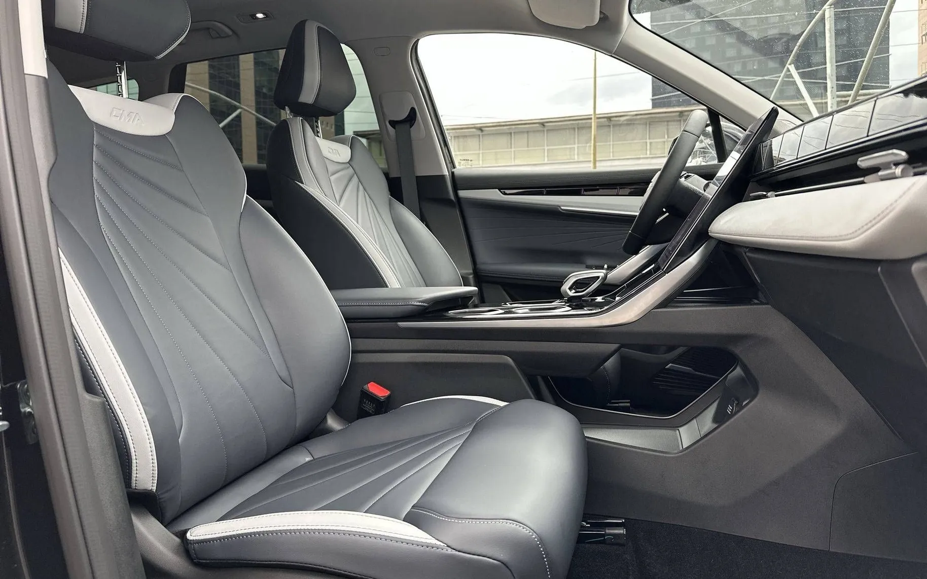 Notranja slika - Geely StarRay - 1.5 TD 7DCT GK - 19