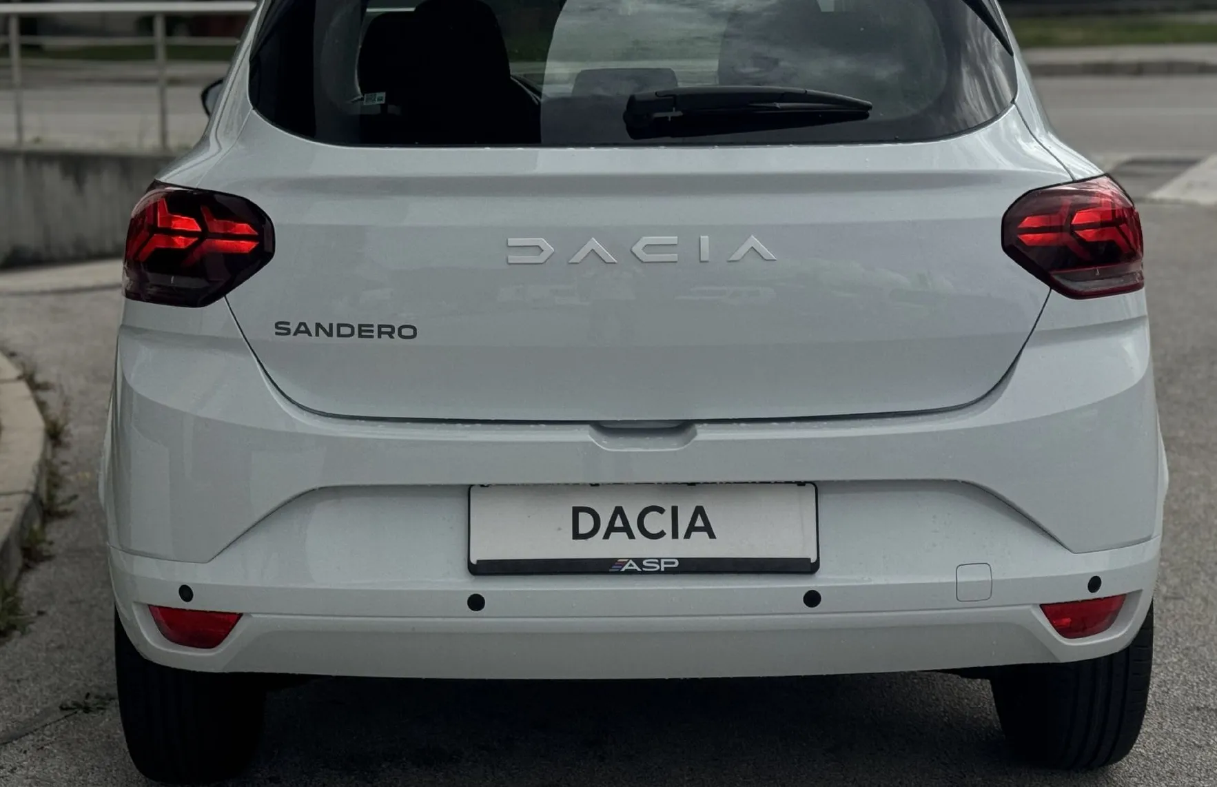 Zunanja slika - Dacia Sandero - 1.0 TCe 100 Essential - 8
