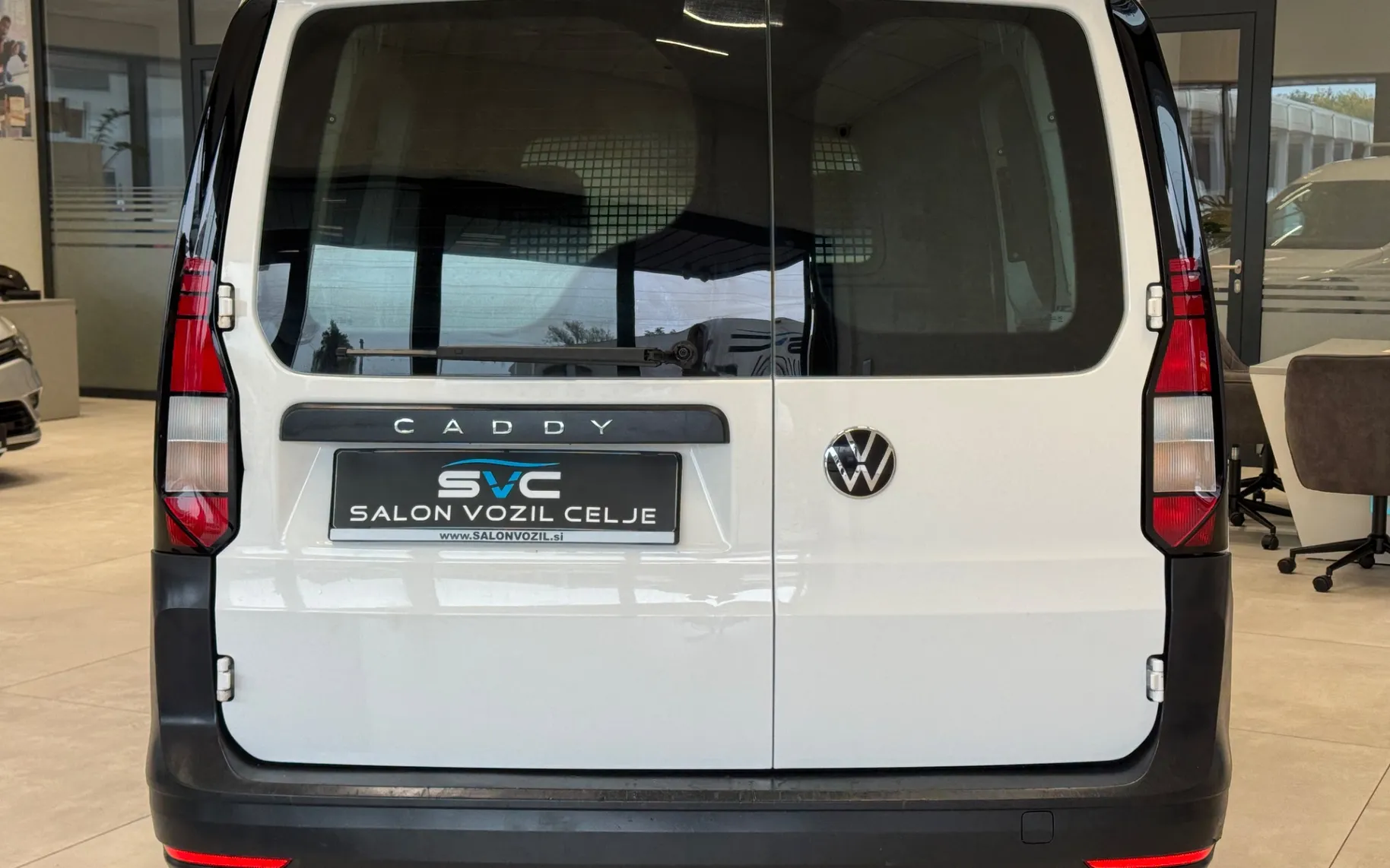 Zunanja slika - Volkswagen Caddy - 2.0TDI-102KM-TEMP-BLUETOOTH-43.000KM-1.LASTNIK - 6