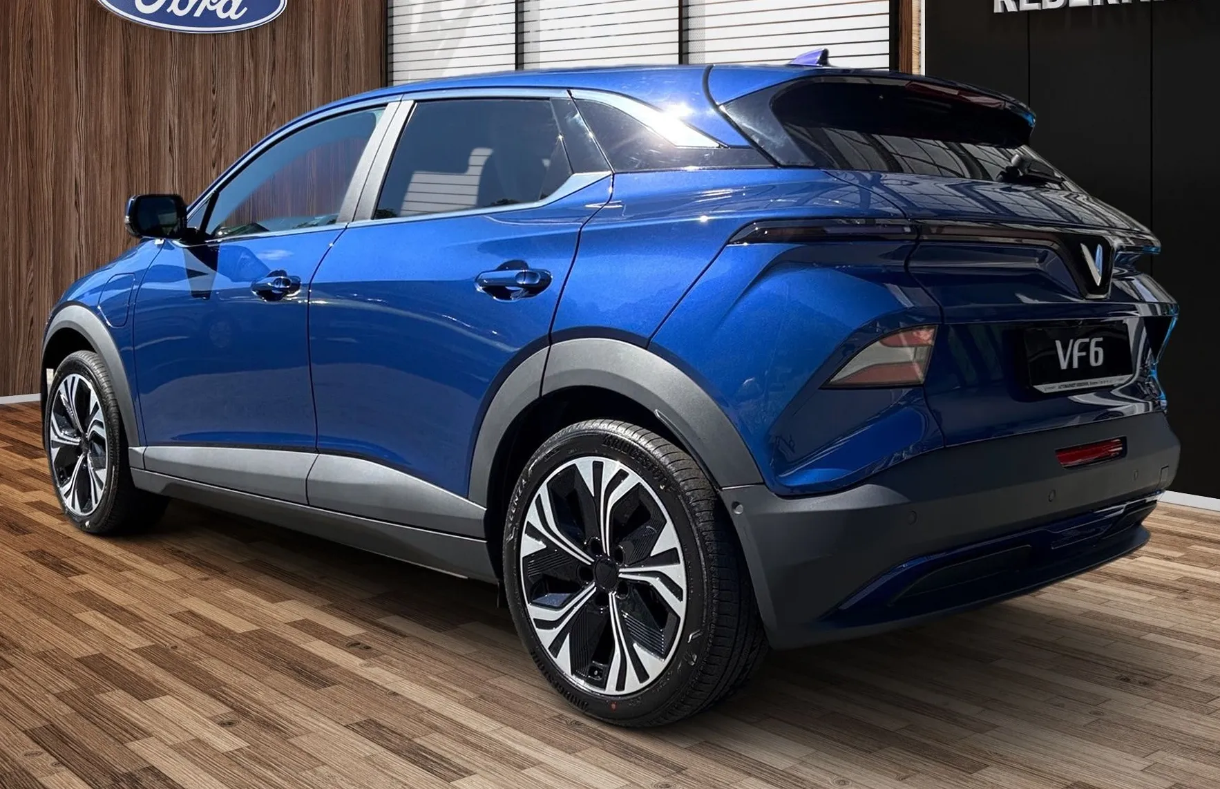 Zunanja slika - Vinfast VF6 - PLUS 59.6kWh 204PS FWD - 5