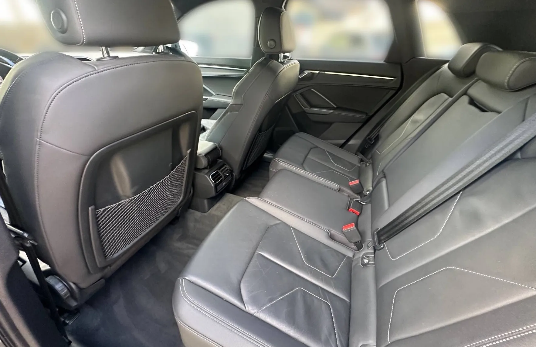 Zunanja slika - Audi Q3 - 35 TFSI S-LINE NAVI ACC MRTVI KOTI LINE ASSIST T - 19
