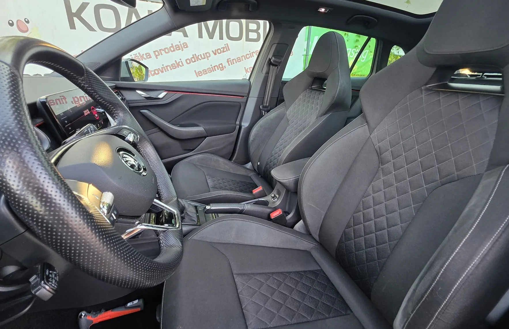 Zunanja slika - Škoda Scala - 1.0 TSI SPORT LED-PANORAMA-VIRTUAL-NAVI-KAMERA - 12