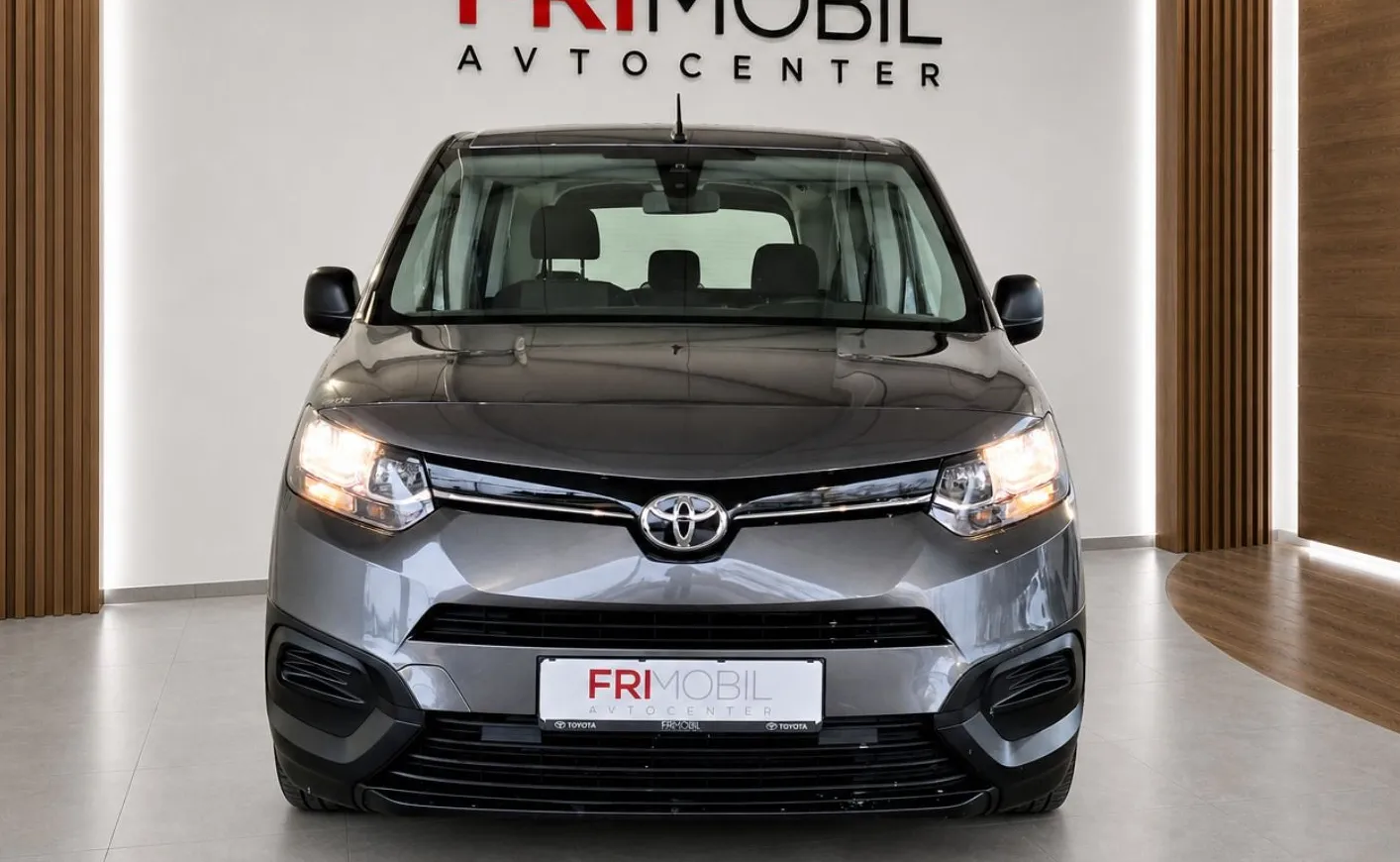 Zunanja slika - Toyota Proace - City Verso 1.2 Combi Compact MT 6 - 5
