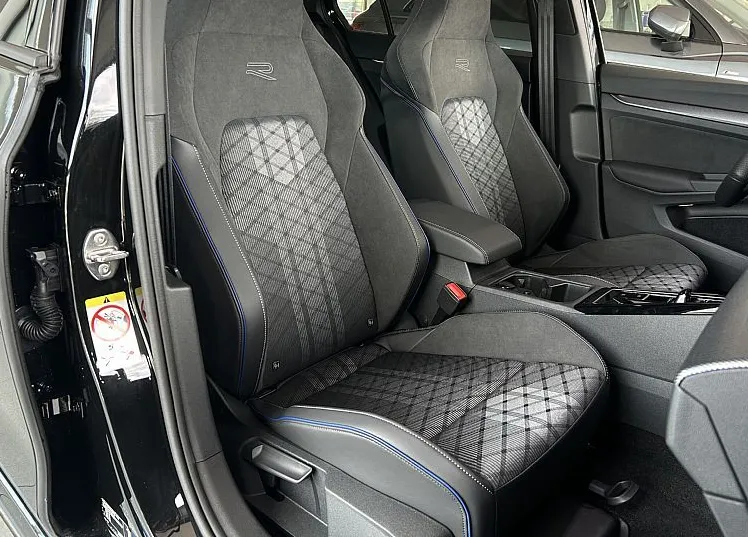 Zunanja slika - VW Golf - 1.5 eTSI avt. 4JOY - SLO - 8