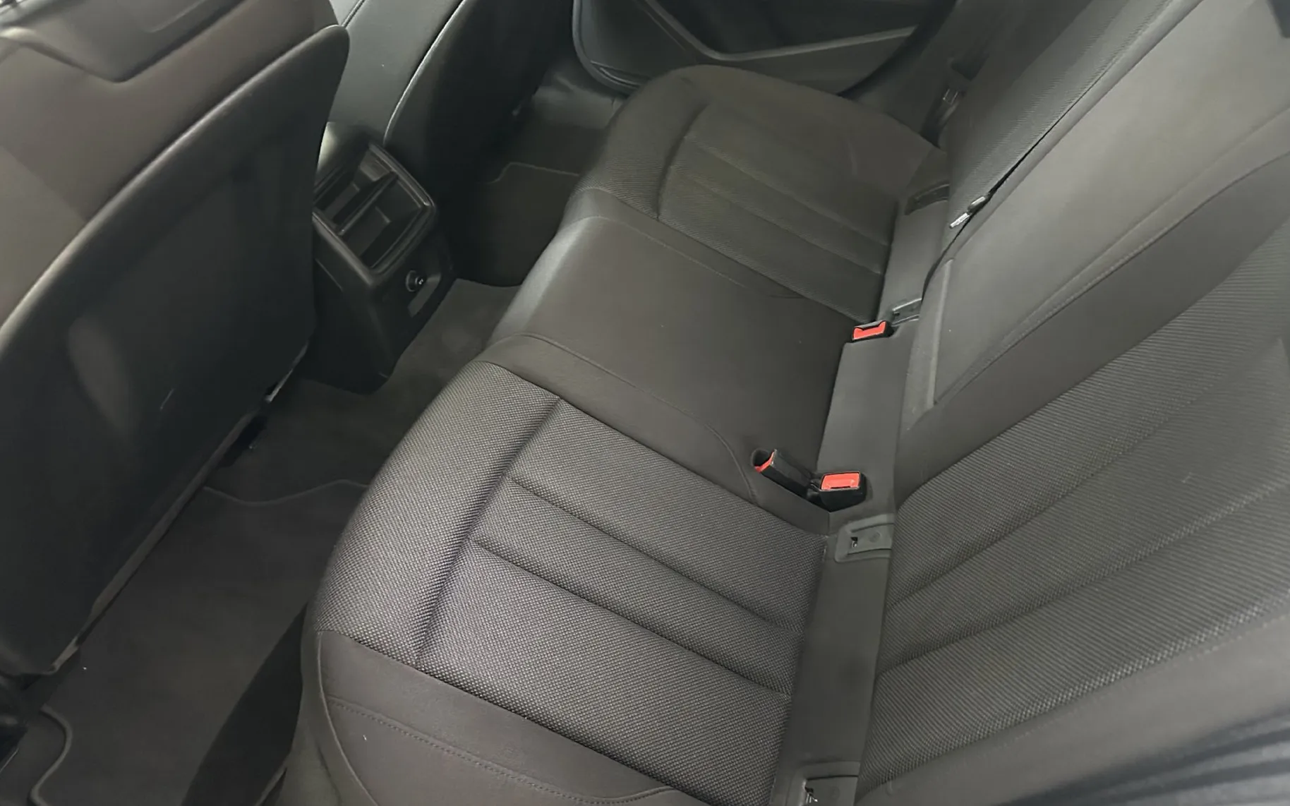 Zunanja slika - Audi A4 - 30 TDI Business line 2.0 TDI.KAMERA.NAVI.LED - 7