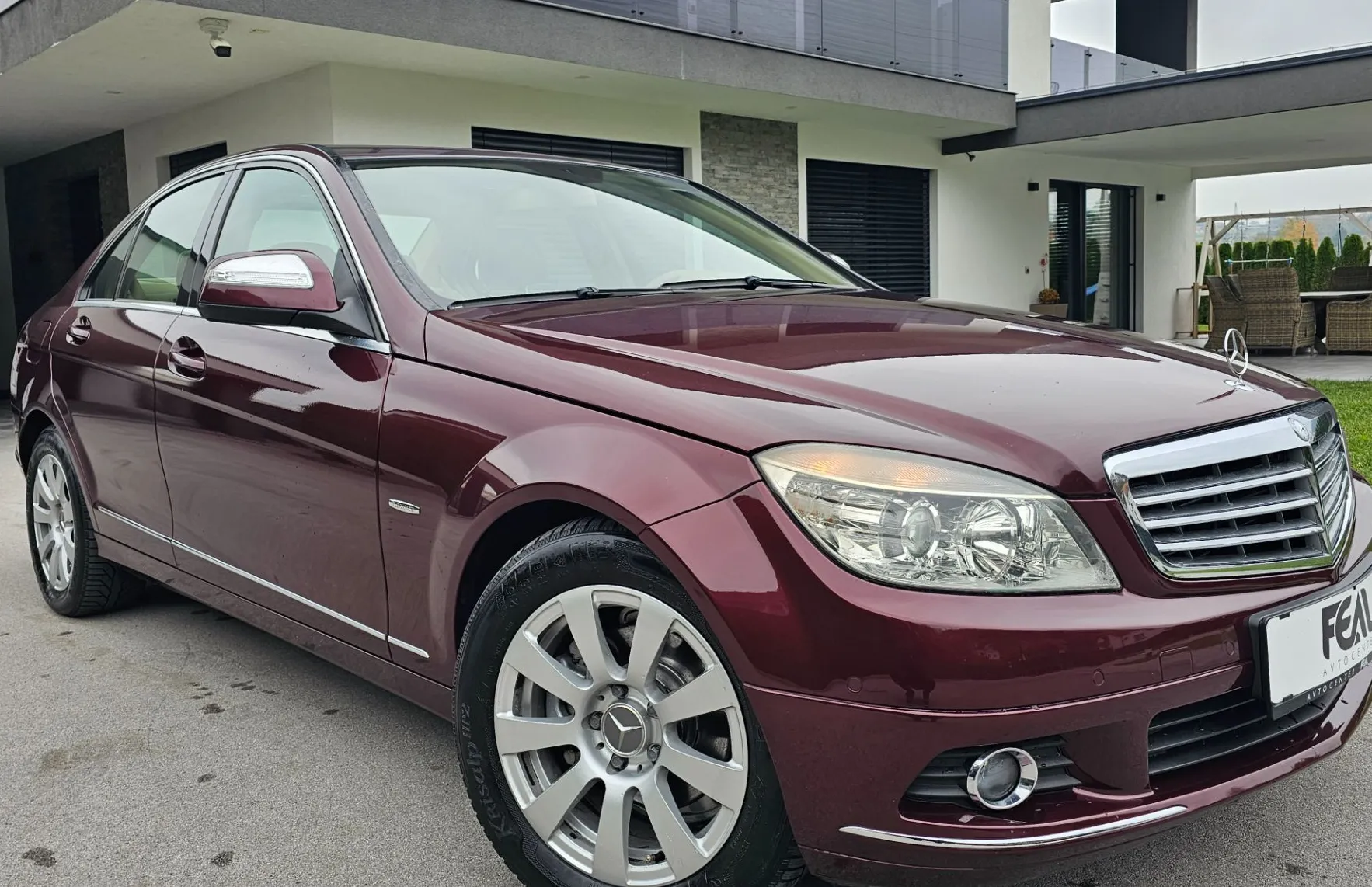 Zunanja slika - Mercedes-Benz C-Razred - C 200 CDI-AVT-2 LASTNIK-ODLIČEN-ELEGANCE-LIMUZIN.. - 2