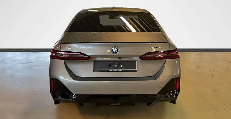 Zunanja slika - BMW i5 - eDrive40  AT - 4