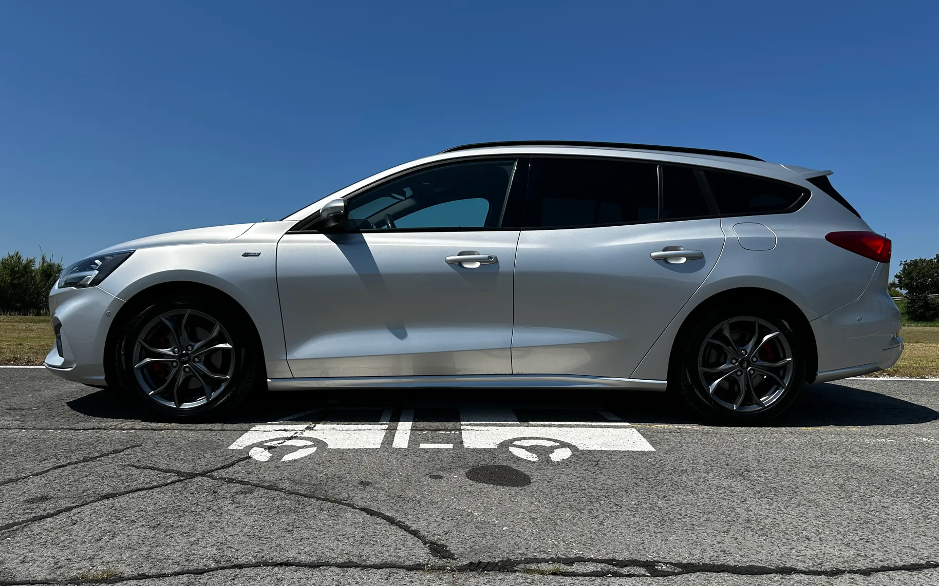 Zunanja slika - Ford Focus - ST-LINE 2.0 EcoBlue LED-KAM-ACC-LINE-B&O-KEYLESS - 6