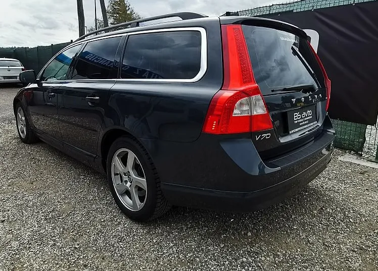 Zunanja slika - Volvo V70 - D2 Summum-NAVI-USNJE-PDC-ALU - 5