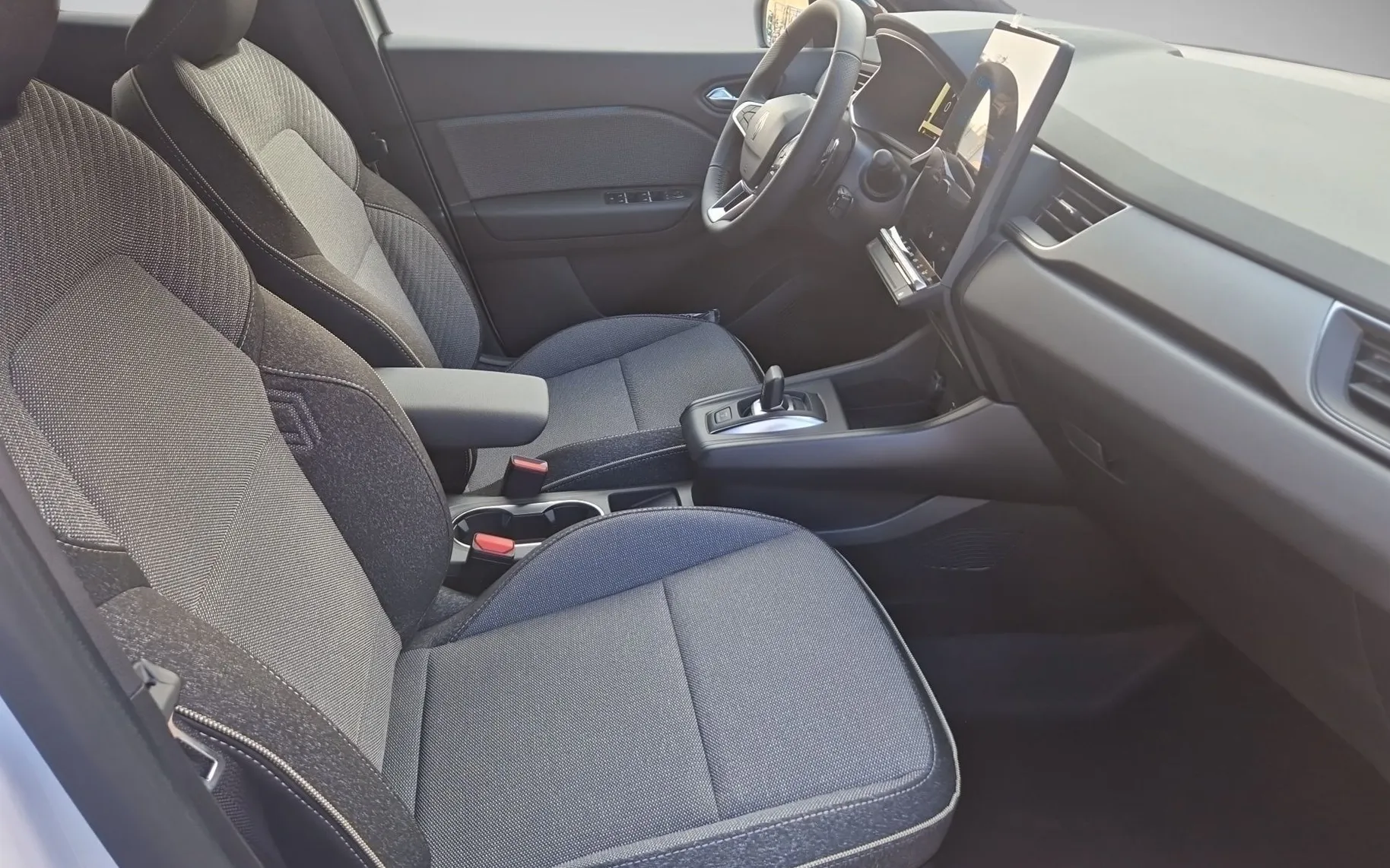Zunanja slika - Renault Captur - TCe 140 EDC techno - 17
