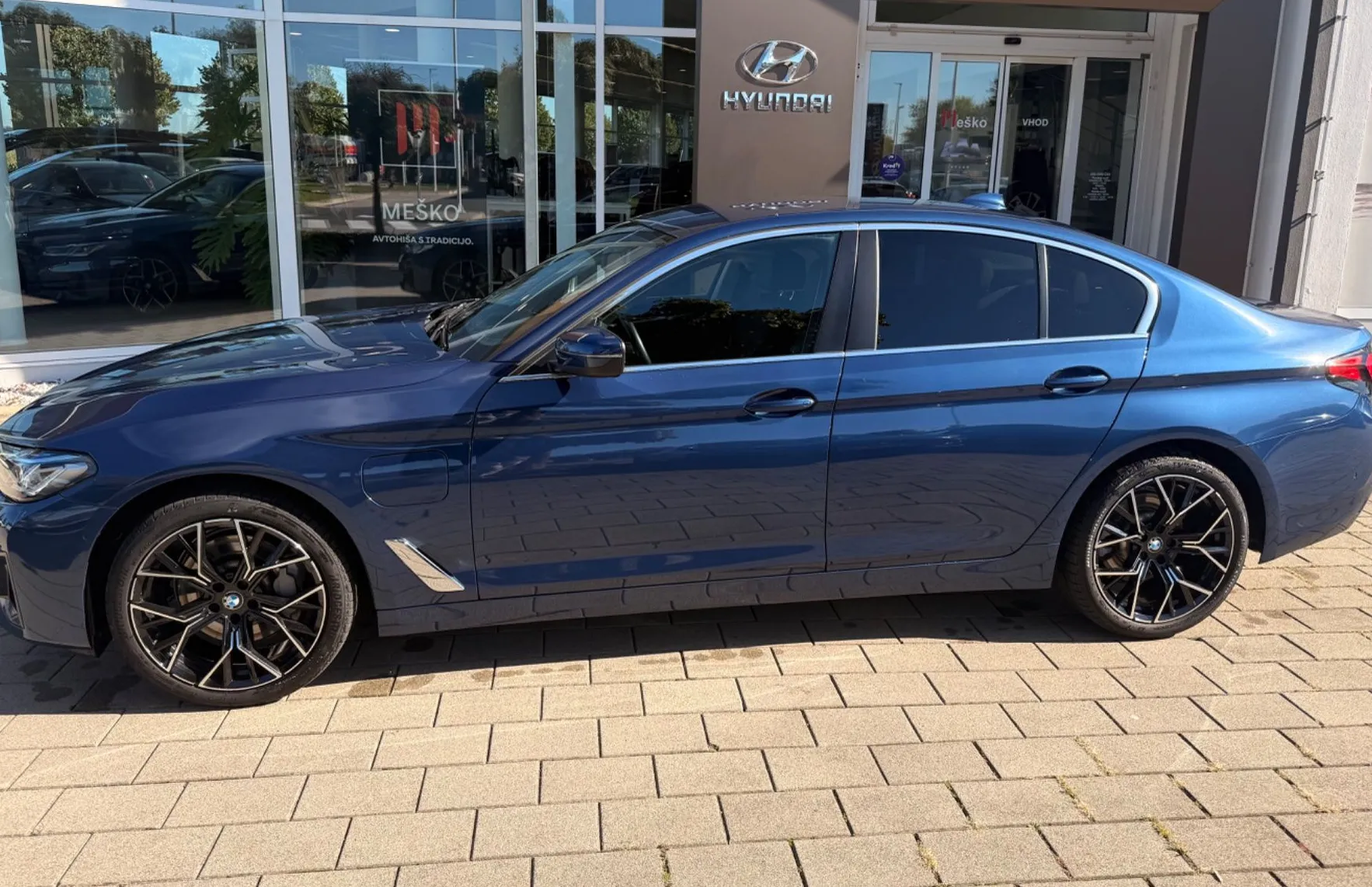 Zunanja slika - BMW Serija 5 - : 530e iPerformance Avt. - 4